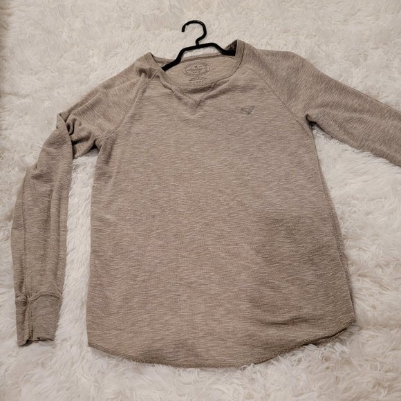 Long sleeve American Eagle Outfitters sweatshirt - Picture 4 of 4